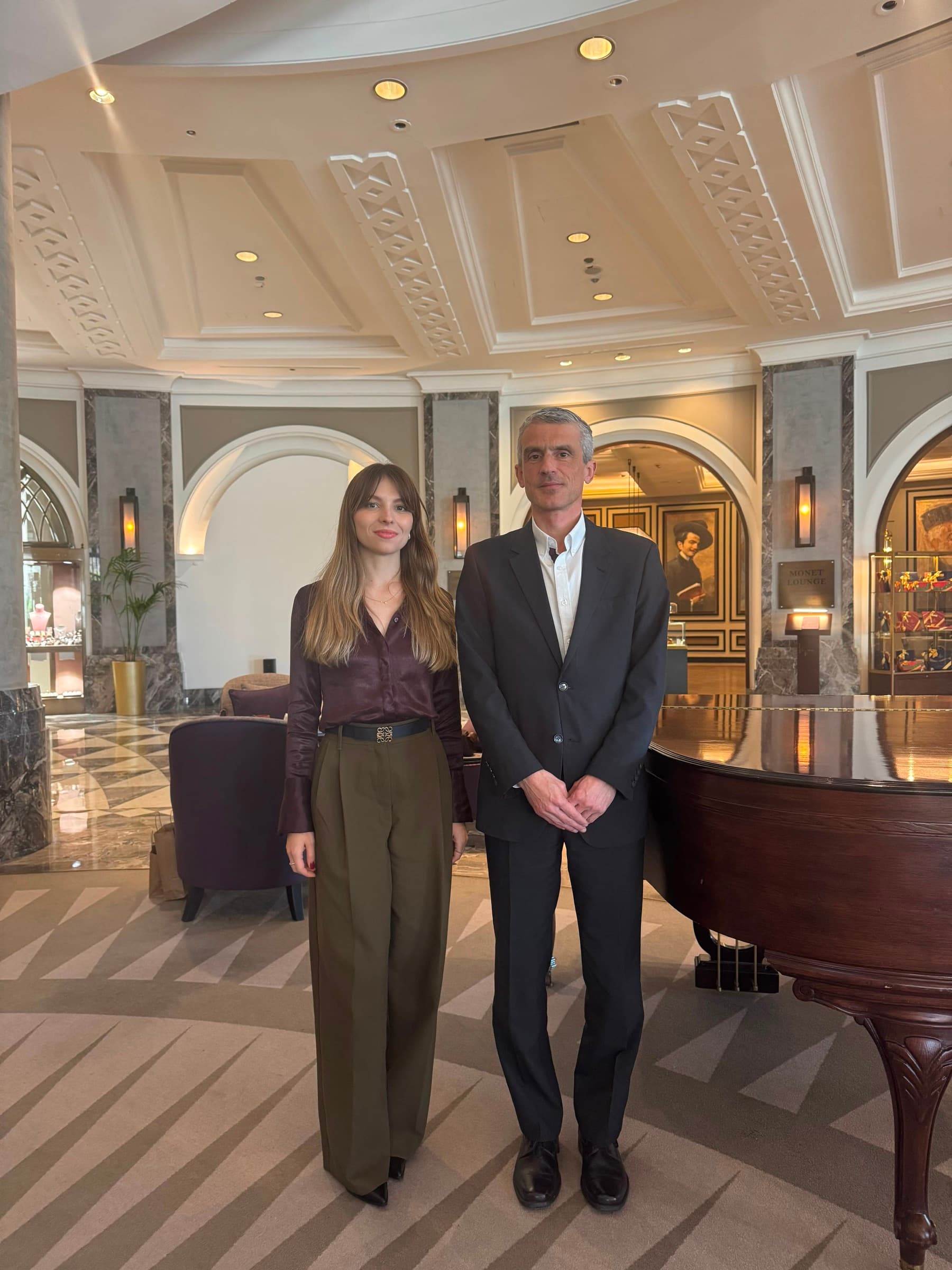Edvero Partners founders Inna Statova and José Gaspar in a hotel lounge