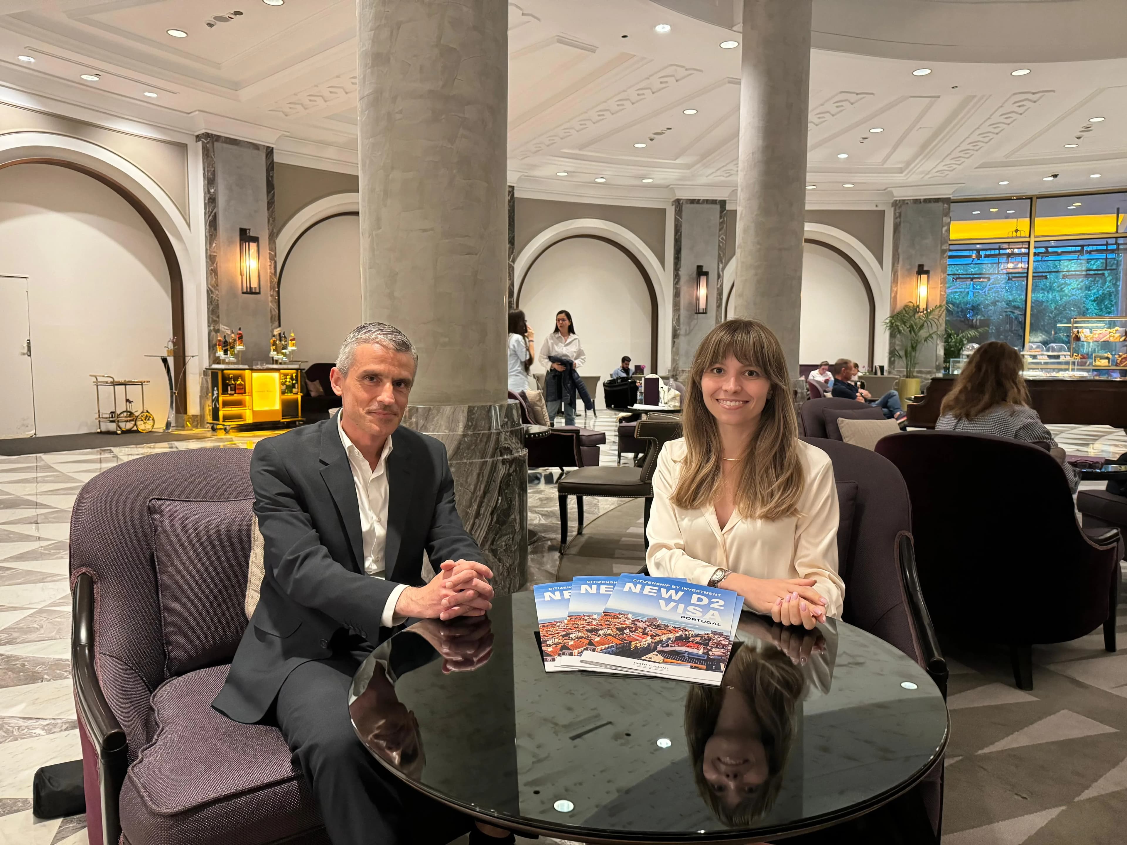 Edvero Partners advisor consulting with investor about Portugal property investment objectives